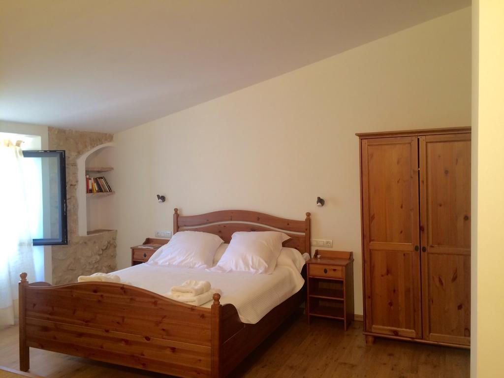 B&B Mas Coquells Habitacion Genover Vilanant Exterior photo